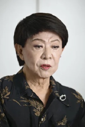美川憲一