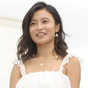 小島瑠璃子