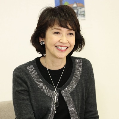 賀来千香子